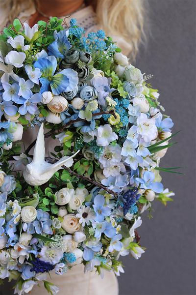 atrakcyjny kwiatowy wianek, Gołębica