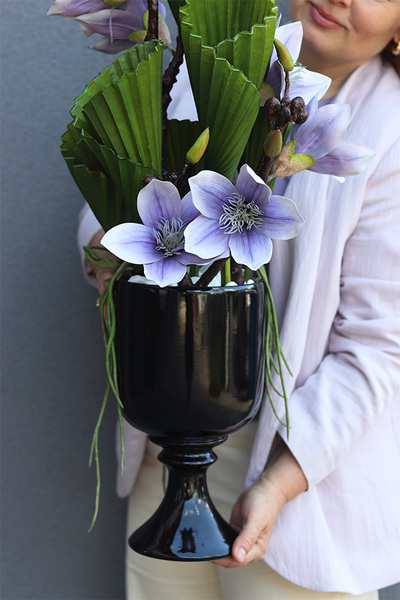 Magolia, dekoracyjny bukiet w pucharze