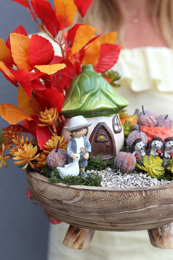 Leddenia, kompozycja / stroik jesienny, wym.40x33cm