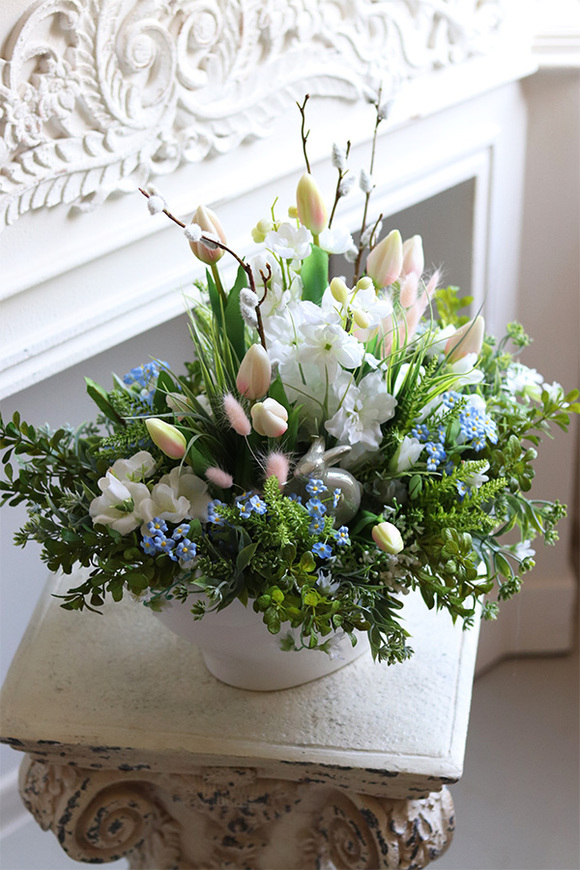 Pretana, wiosenna kompozycja z zajączkiem