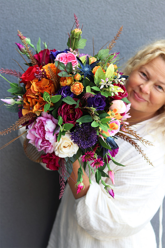 Colorate Goldis, dekoracyjny bukiet w wazonie