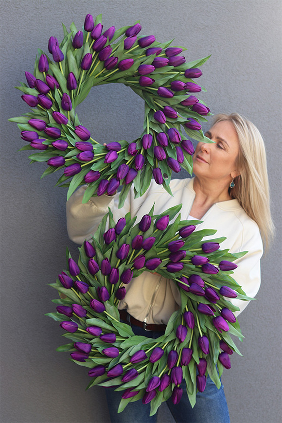 Witaj Wiosno Violeti, wiosenny wianek z tulipanów