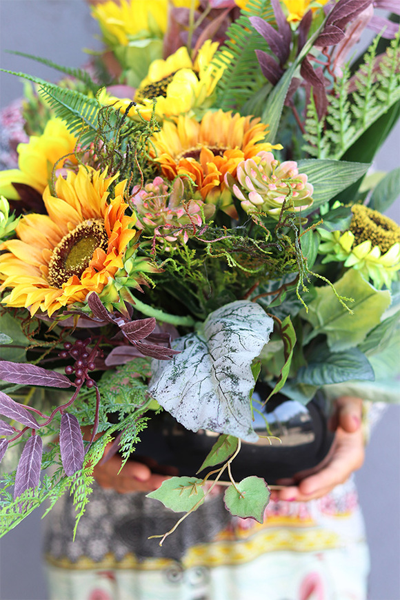 Słoneczniki, dekoracja nagrobna w misie