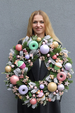 OD RĘKI Sweet Candy, pastelowy wianek świąteczny, śr.55cm