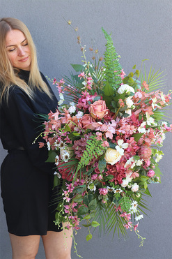 Neore, wiązanka nagrobna na plastrze drewna, dł.66cm