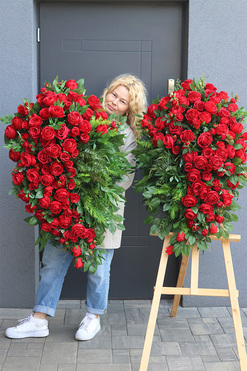 Broken Heart, wiązanka nagrobna z różami, dł.95cm