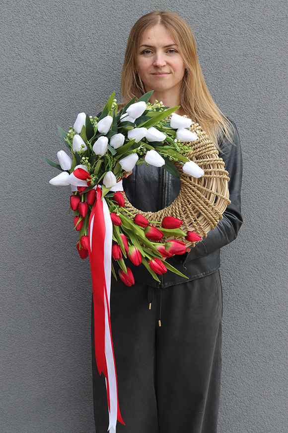 Majówka, wianek patriotyczny na drzwi