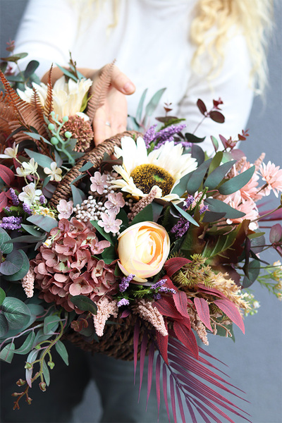 Kleonia Fall, jesienny kosz z kwiatami