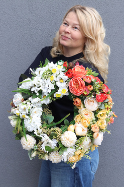 OD RĘKI Słoneczny, wianek w jasnej kolorystyce na drzwi, śr.44cm