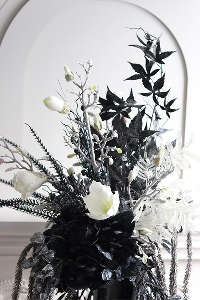 Karnawał w Wenecji, zimowa kompozycja w wazonie