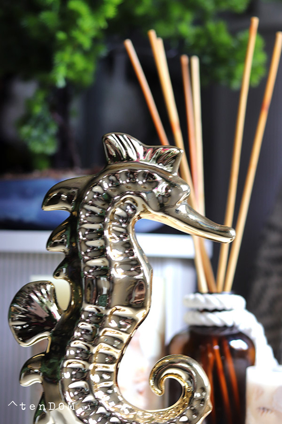 Pacific, figurka konik morski, złoty