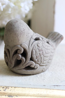 Cirrus Bird B, dekoracyjna betonowa figurka