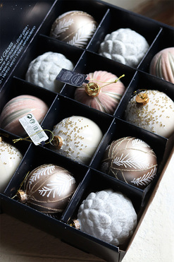 Champagne Forest, błyszczące świąteczne bombki, śr.7cm, kpl.12szt