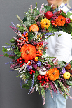 Jesienne Drzwi, asymetryczny wianek jesienny, rozp.60cm  