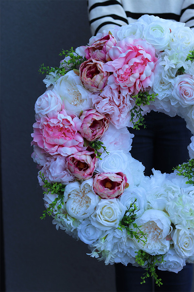 Maria Antonina New, bogaty wianek na drzwi