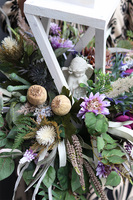 Angelo Floresa Violetina, kompozycja nagrobna w lampionie