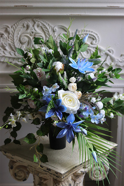 Blue Oceano, bukiet nagrobny we wkładzie, dł.50cm 