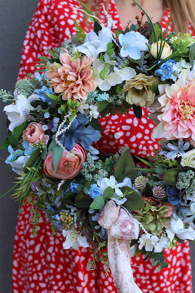 W Zielone Gramy, kwiatowy wianek na drzwi