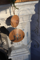 Modern Wood House C, drewniane zawieszki na choinkę ze wzorem