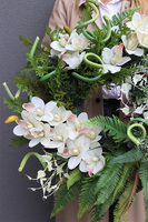 Ulisses, wieniec nagrobny z cymbydium i kalie