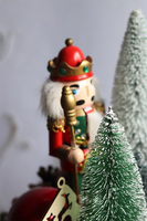 Nutcracker Salise, świąteczny stroik ze świecą