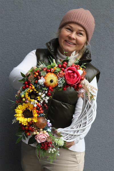 Augustino Sunflower, asymetryczny jesienny wianek