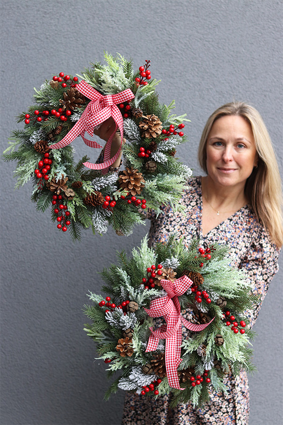 Redite 2, mroźny wianek zimowy z kokardą