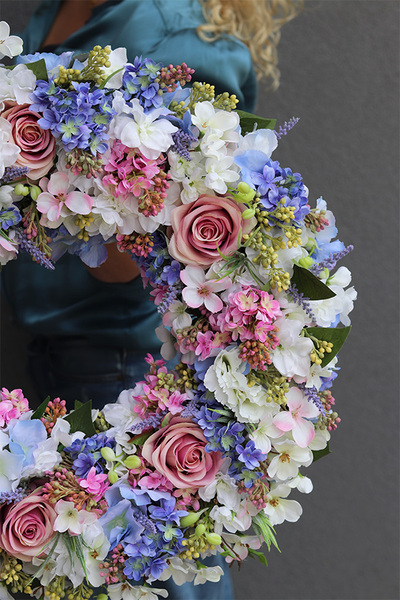 Czarująca Wiosna Nova, kwiatowy wianek, śr.54cm