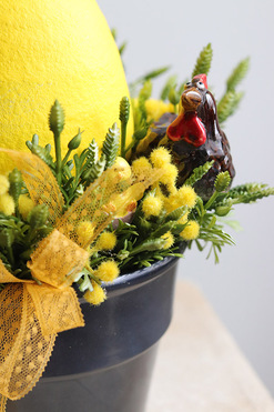 OD RĘKI Easter Egg Yellow, stroik wielkanocny z jajem, wym.25x20cm