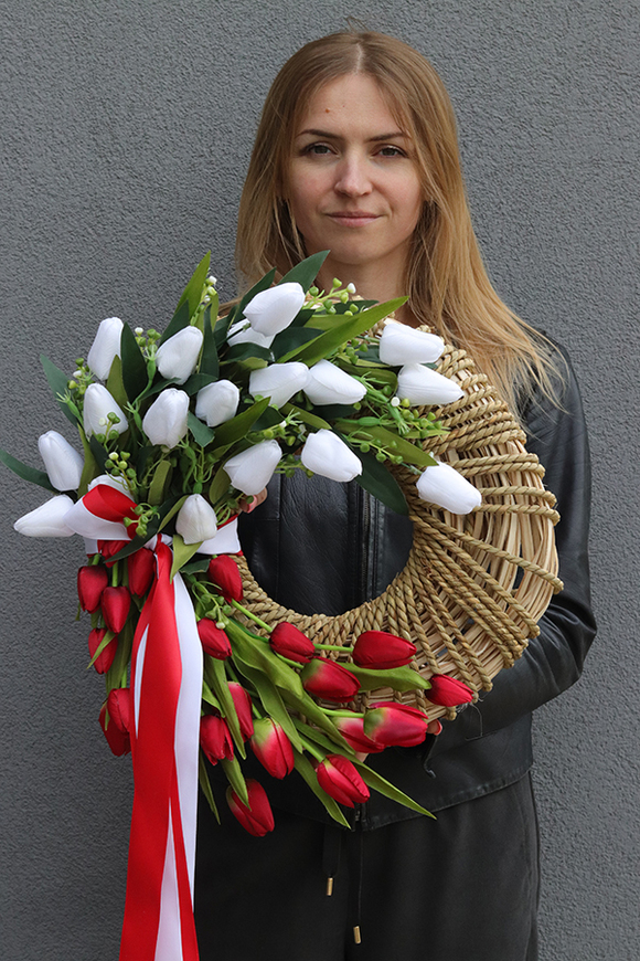 Majówka, wianek patriotyczny na drzwi