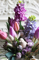 Hiacynta, stroik wiosenny z gumowymi tulipanami