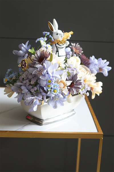 Fioletowa Delikata, wielkanocna kompozycja w naczyniu