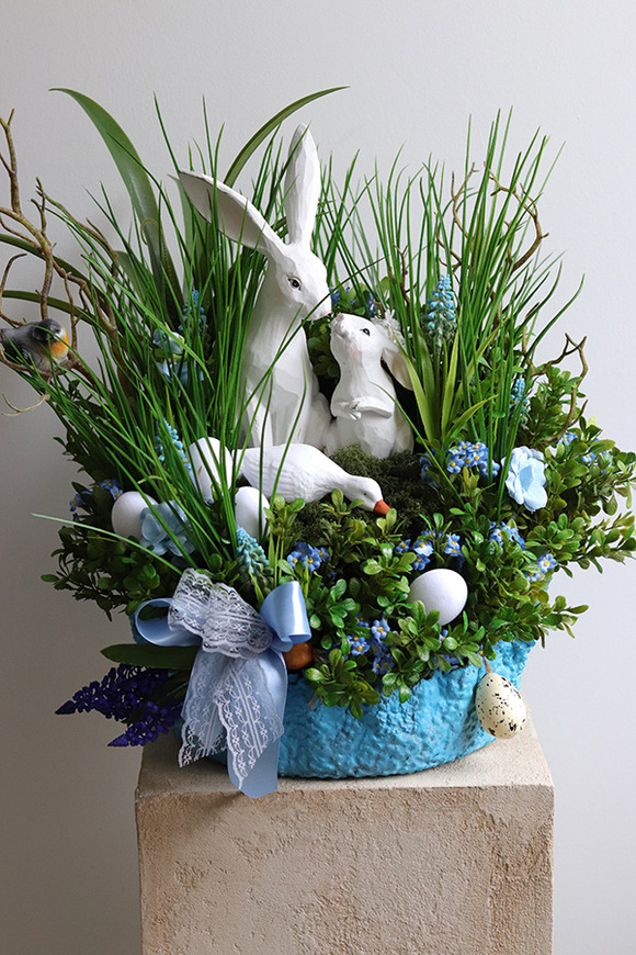 Familiada, stroik wielkanocny z zajączkami
