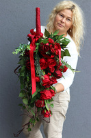 Red Roses Big 2, bukiet nagrobny do położenia