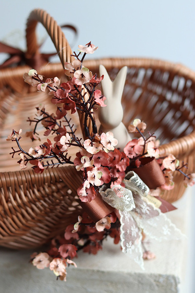 Swojski Bunny, dekorowany koszyczek wielkanocny