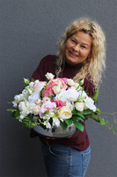 Maria Antonina Silver, kompozycja kwiatowa w naczyniu