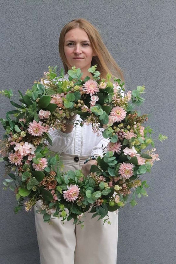 Różowy Las, wianek dekoracyjny na drzwi