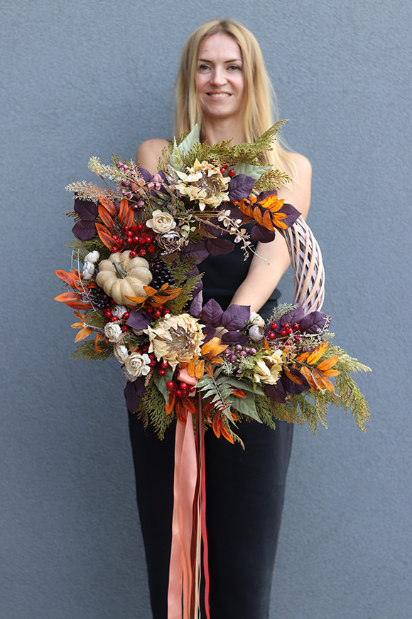 Jesienny Dom, asymetryczny jesienny wianek z dynią, śr.50cm