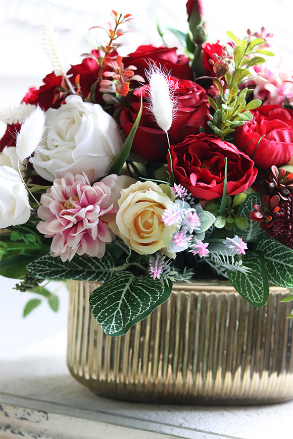 bogata kompozycja w złotym naczyniu, Goldie & Red 2