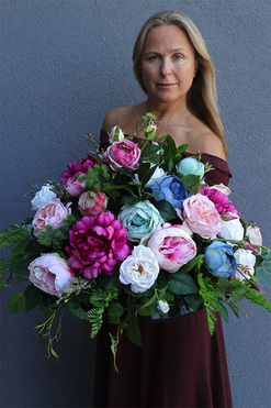 Caryca Katarzyna, kompozycja nagrobna w misie, wym.50x60cm