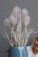 Kathy Blue, sztuczna trawa w miedzianej donicy