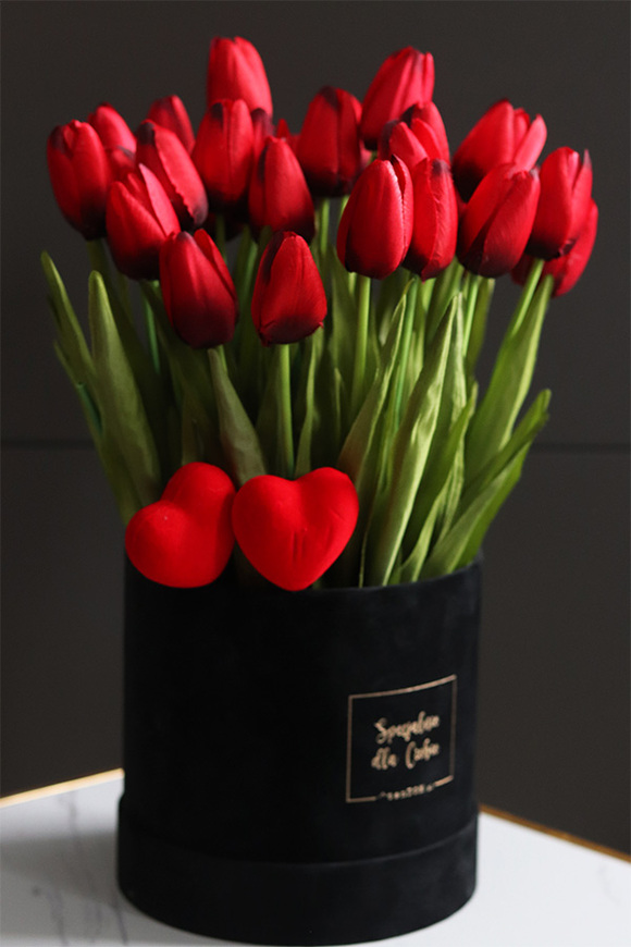 TulipanLove, flowerbox na walentynki