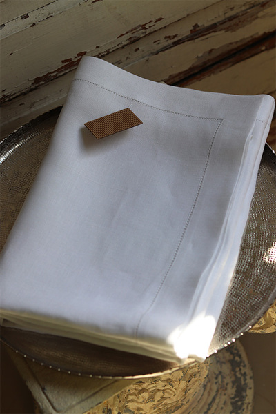 Sakramento, lniany obrus, biel, wym.140x220cm