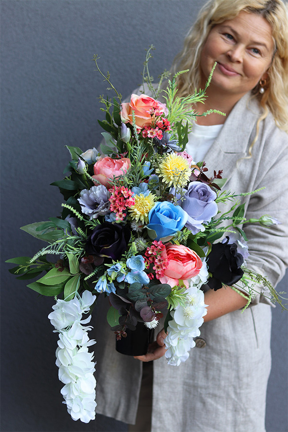 Leossa Rainbow, bukiet nagrobny we wkładzie do wazonu