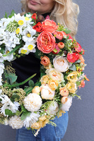 Słoneczny, wianek w jasnej kolorystyce na drzwi, śr.44cm