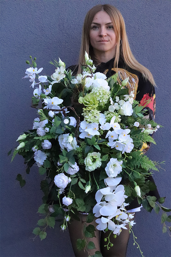 Biała Klemensa, zestaw dekoracji nagrobnych