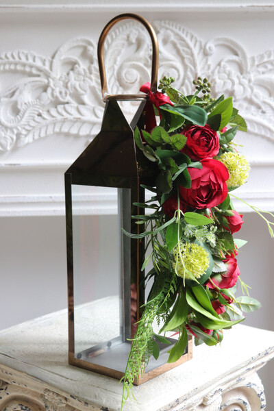Angelo Garden Red, lampion nagrobny z kwiatami
