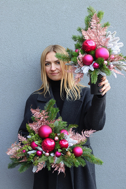 Magenta Xmas, komplet dekoracji nagrobnych, kompozycja w misie + bukiet 