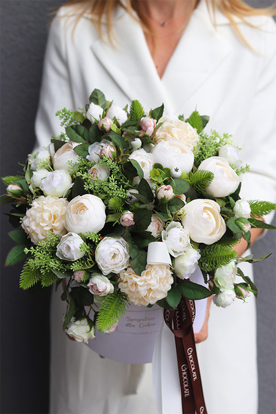 True Love, flowerbox welurowy z piwoniami