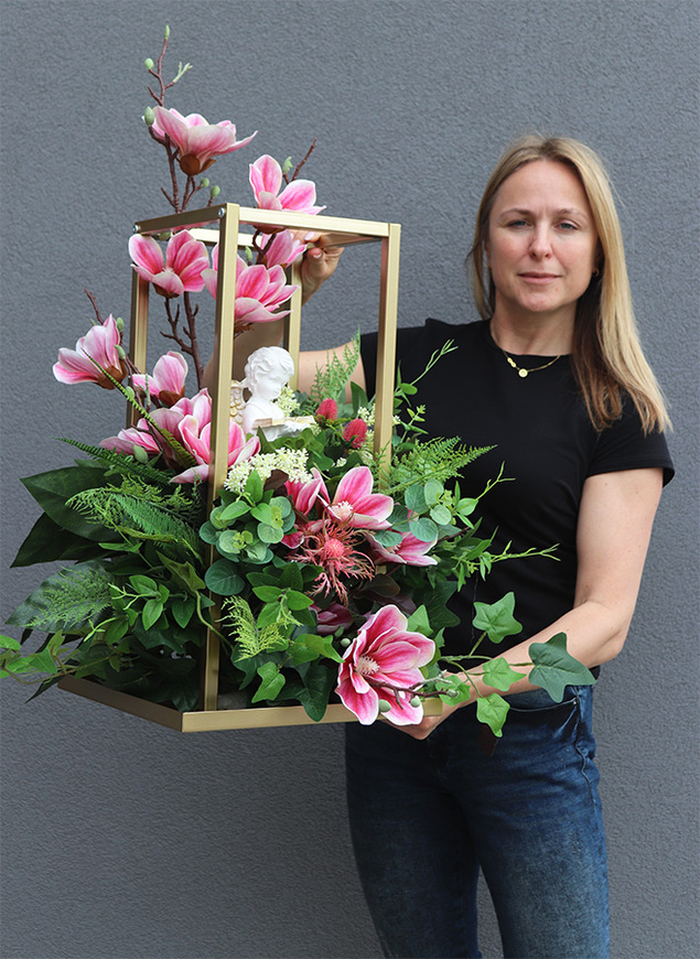 Assiano Tower, dekoracja nagrobna z aniołem, wym.82x54cm